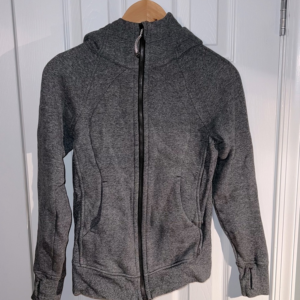 Lululemon Women’s Sweatshirt